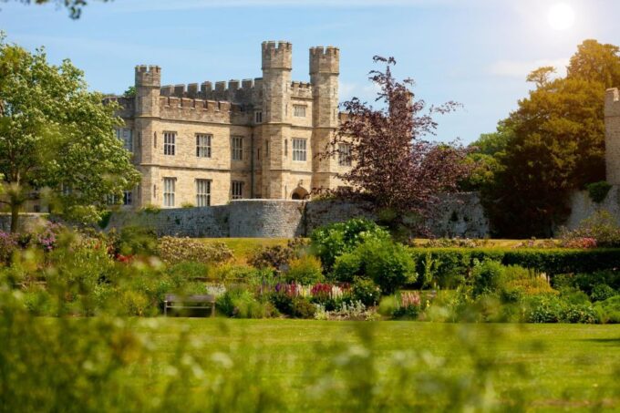 Leeds Castle, Canterbury Cathedral & Dover Private Tour - Tour Logistics