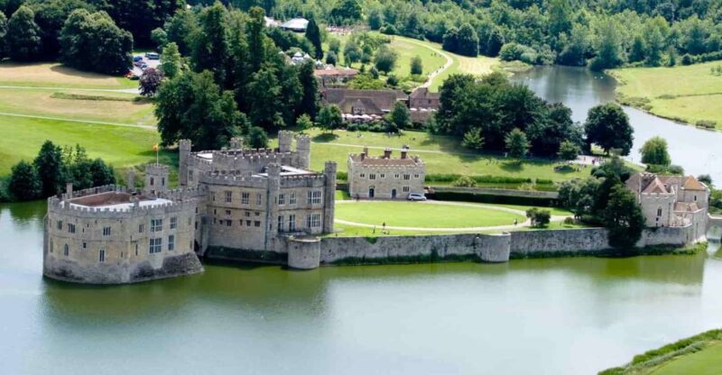 Leeds Castle: Explore Leeds Castles Story With Private Tour - Historic Significance of Leeds Castle