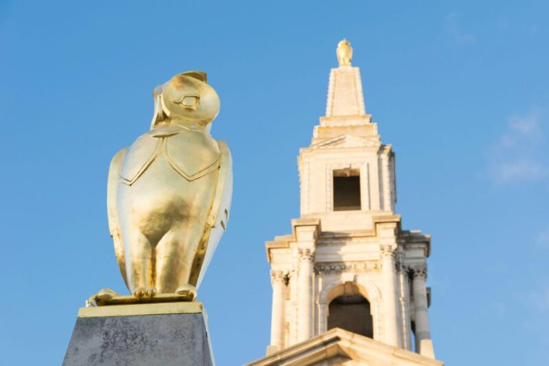 Leeds: Medieval Origins Interactive Walking Treasure Hunt - Guided Tour of Hidden Gems