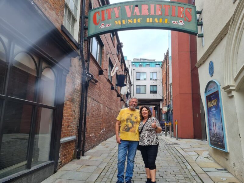 Leeds: Private City Center Guided Walking Tour - Tour Highlights