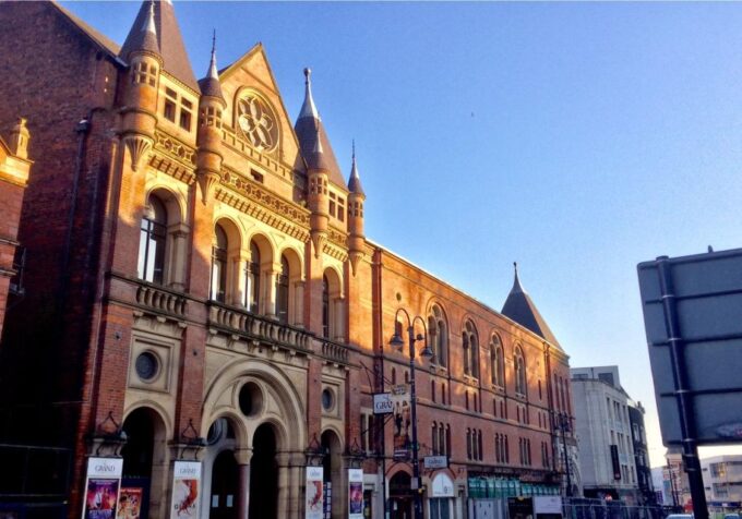 Leeds Scavenger Hunt and Sights Self-Guided Tour - Creative Photo Tasks and Challenges