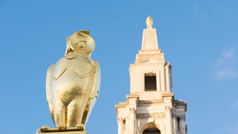 Leeds: Self-Guided Walking & Interactive Treasure Hunt Tour - Activity Details