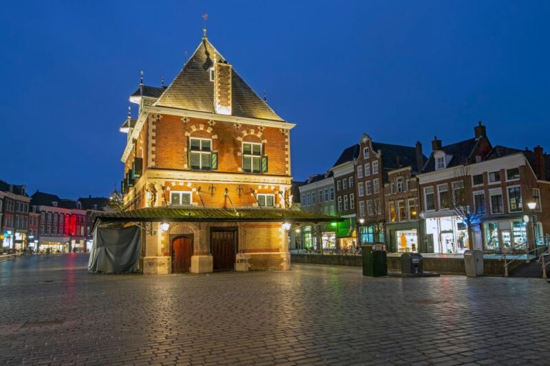 Leeuwarden: Walking Tour With Audio Guide on App - Exploring Leeuwarden at Your Pace
