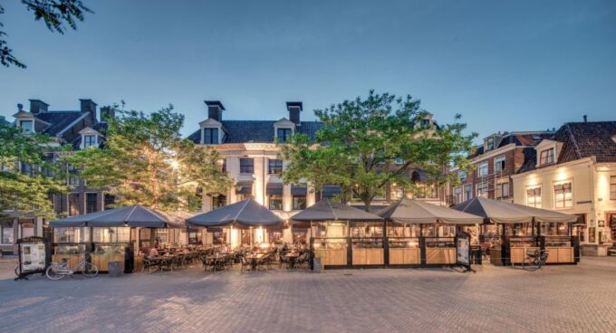 Leeuwarden: Walking Tour With Audio Guide on App - Frequently Asked Questions