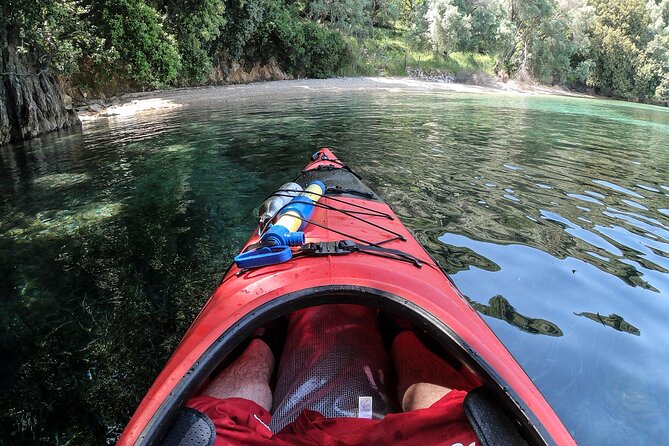 Lefkada Kayak : Explore Blue Cave With a Taste of Greece - Group Size and Policies