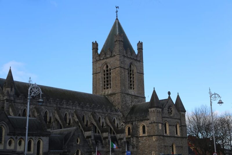 Legends, Ghosts & Ghouls Walking Tour - Explore Dublins Myths and Legends