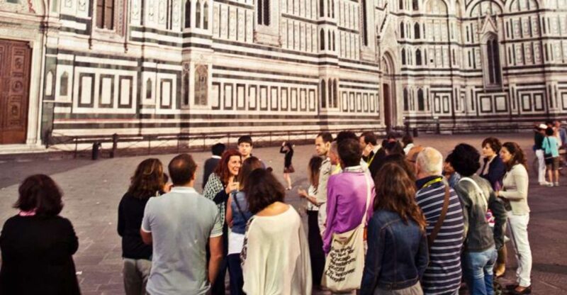 Legends of Florence: Exclusive Walking Tour by Night - Key Points