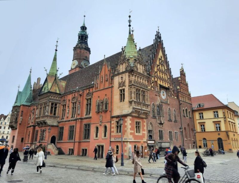 Legends of Old Town 1 Hour Walking Tour in Wroclaw (English) - Booking Information