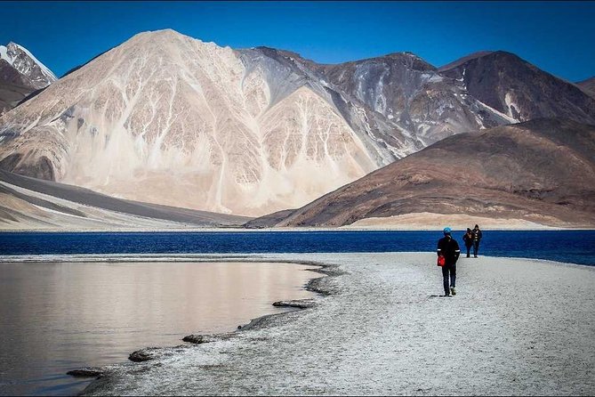 LEH LADAKH TOUR (5 Nights /6 Days) - Accommodation and Meals