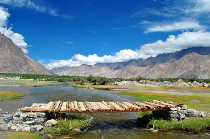 Leh Ladakh Tour 7 Nights 8 Days / Mystique Leh Trip / Kashmir With Leh Tour - Key Points