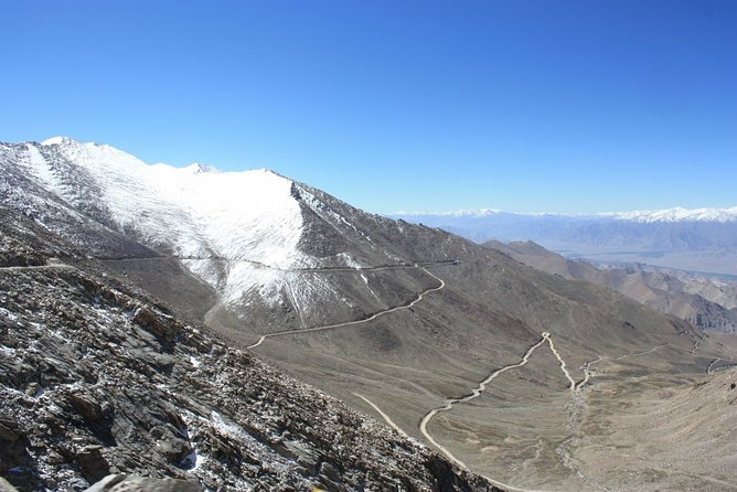 Leh- Transfers+Hotel+Sightseeing - Accommodation Options