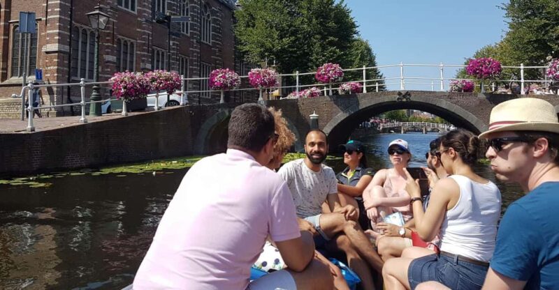 Leiden: Electric Boat Rental - Experience Highlights