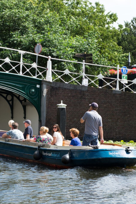 Leiden: Guided City Canal Cruise - Refund and Cancellation Policy
