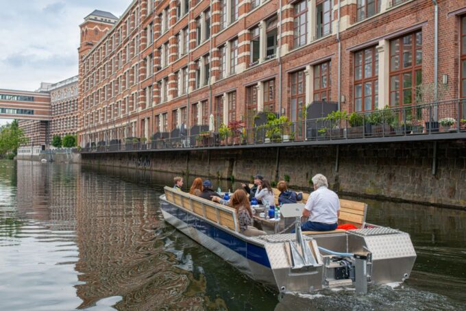 Leipzig: City History Canal Sightseeing Tour on a Motorboat - Exploring Leipzigs Waterways