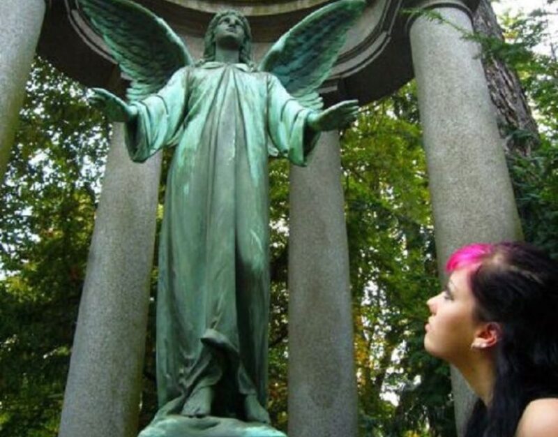 Leipzig: Guided Tour of the Southern Cemetery - Key Points