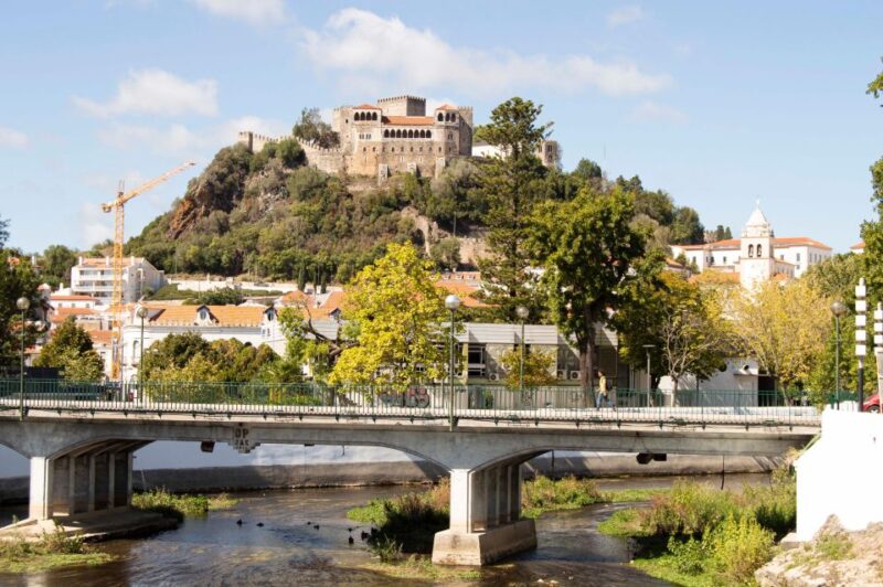 Leiria: Highlights Walking Tour - Official Guide - Preparation and Restrictions