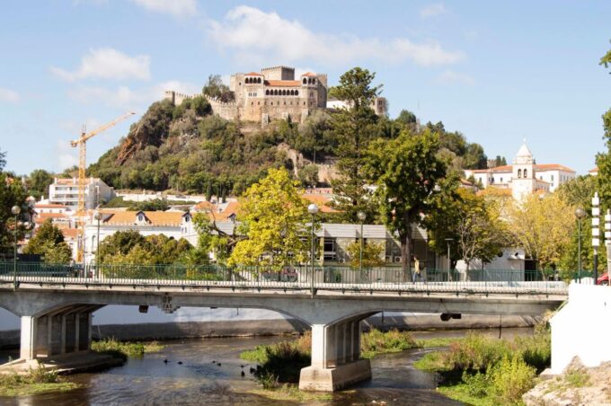 Leiria: Highlights Walking Tour - Official Guide - Booking and Cancellation