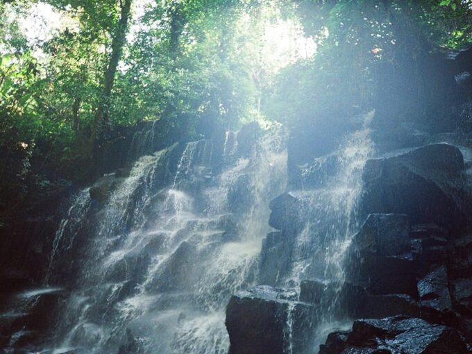 Lempuyang Temple : Kanto Lampo Waterfall / Private Day Trip - Frequently Asked Questions
