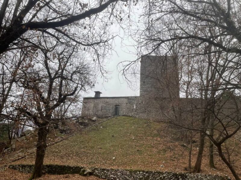 Lenno: Private Guided Hike to Torre Del Soccorso - Booking Information