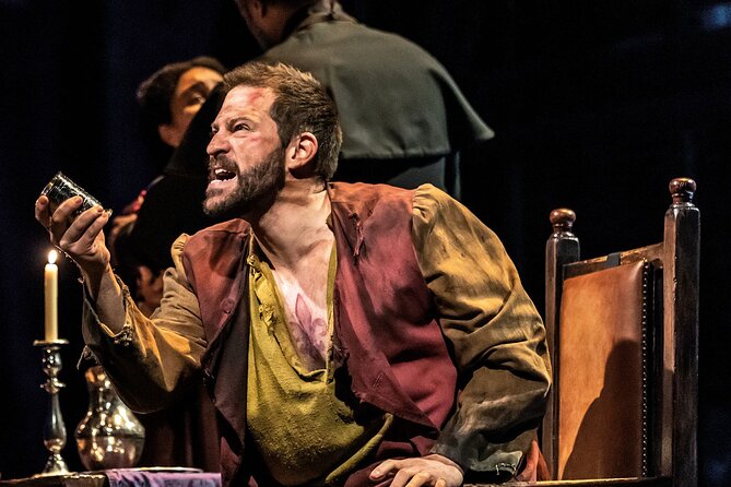 Les Miserables Theater Show London - Nearby Attractions and Dining