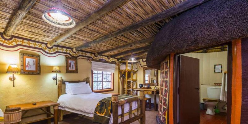 Lesedi Cultural Experience + Lunch or Dinner - Location and Accessibility