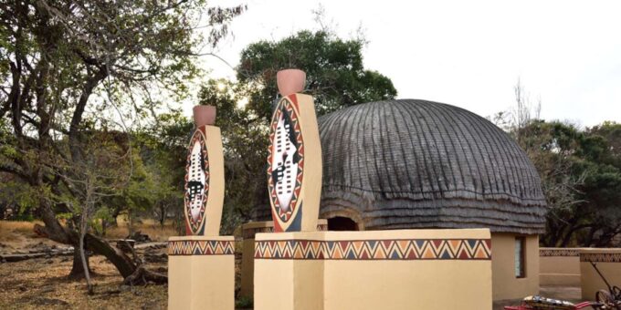 Lesedi Cultural Village Day Tour Including Buffet Lunch - Pickup Location