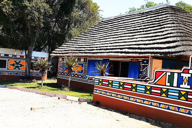 Lesedi Cultural Village Tour - Dining Experience