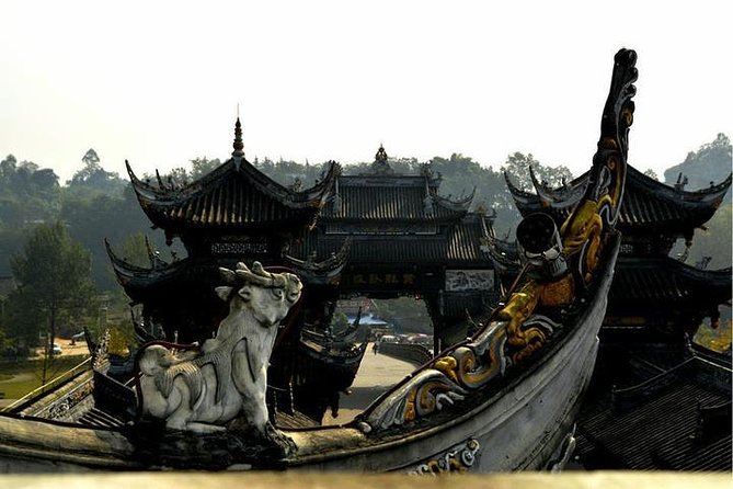 Leshan Giant Buddha and Huanglongxi Ancient Town Day Trip - Customer Feedback