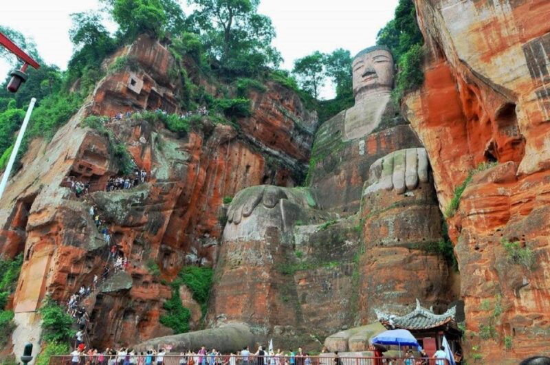Leshan Grand Buddha Scenic Area and Panda Park Day Tour - Key Points