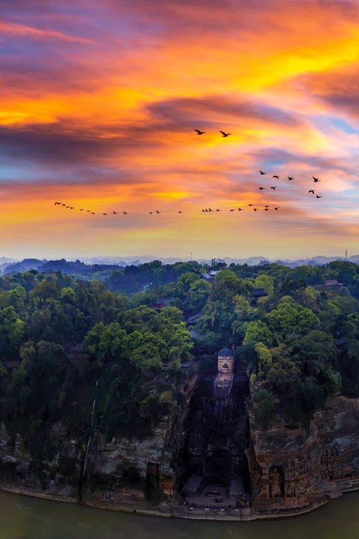 Leshan:Leshan Giant Buddha Private Day Tour - Pickup and Transportation