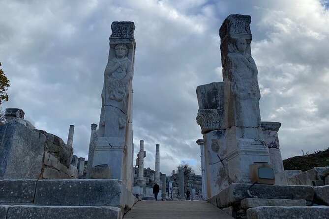 Less Walking Private Ephesus & The House of Virgin Mary & Temple - Discover Virgin Marys House