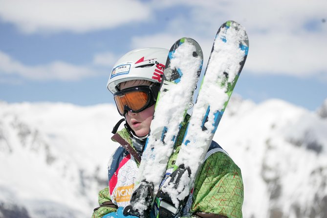 Lessons in Mini-Group - 3 Hours a Day - Skiing - Health and Safety Considerations