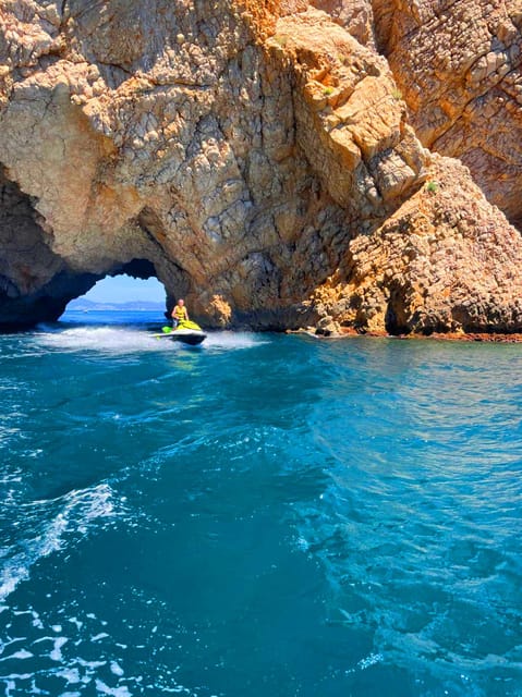 LESTARTIT: 1 HOUR JET SKI TOUR AROUND THE MEDIAS ISLANDS - Inclusions