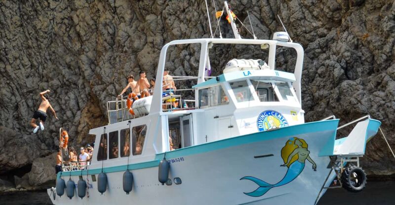 LEstartit: Medas Islands Boat Tour and Swim in Montgrí Park - Key Points
