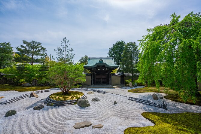 Lets Enjoy Wearing Kimono! Kyoto Kiyomizu Temple Short Tour - Important Details