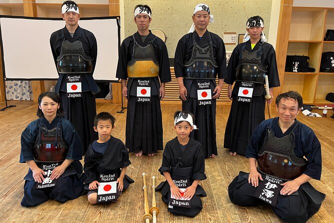 Lets Experience the Traditional Japanese Culture of "Kendo"!! - Learning the Basics of Kendo Techniques