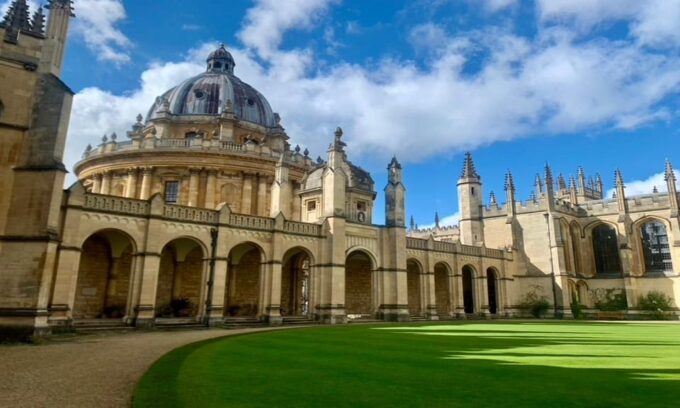 Lets Explore Oxford: Walking Tours - Booking and Cancellation Policy