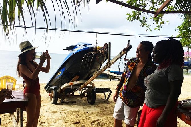 Lets Go Native Roatan City Cultural Tour, Transfer - Local Cuisine and Dining
