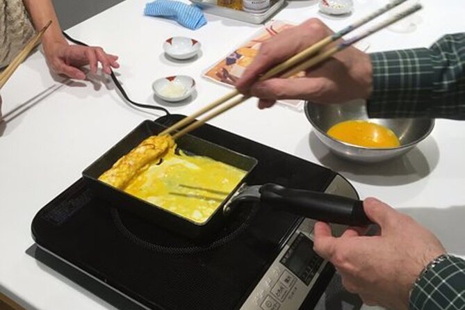 Lets Make Onigiri(Rice Ball) at Professional Cooking Studio - Cooking the Tamagoyaki