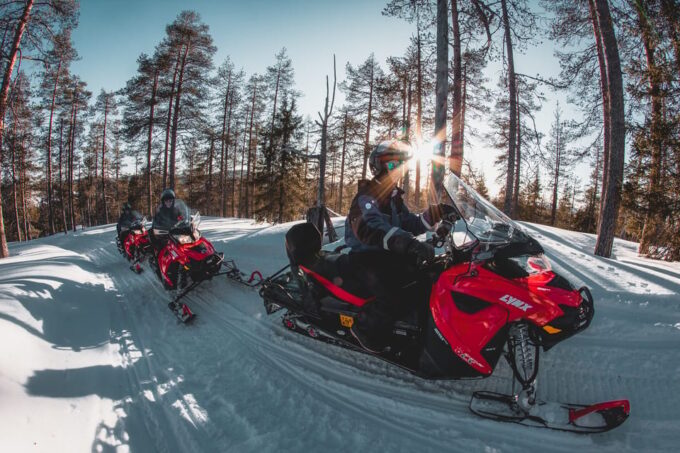 Levi: Easy Snowmobile Safari Into the Nature - Snowmobiling in Lapland
