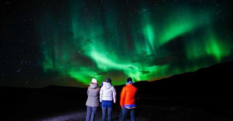 Levi: Northern Lights Hunt Including Campfire Snacks - Tour Overview