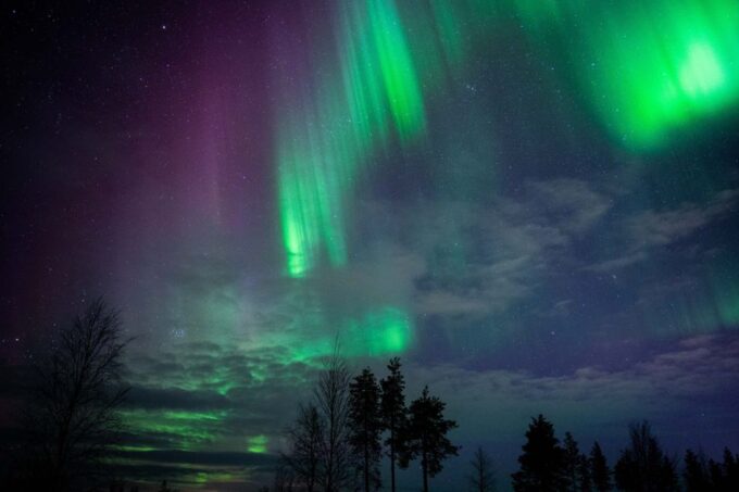 Levi: Northern Lights Hunting - Photography Tour - Included Amenities