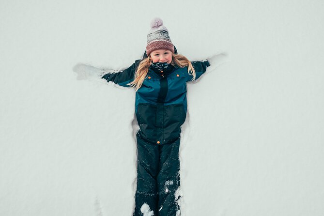 Levi: Winter Clothing Rental With Snow Boots and Gloves - Meeting and Pickup Details