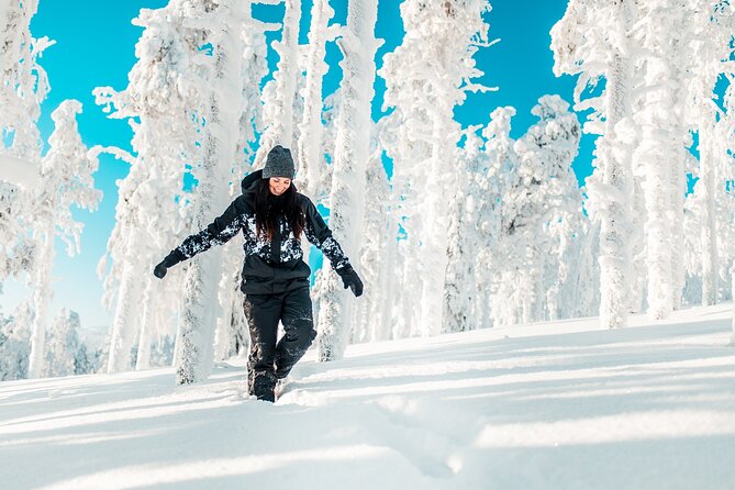 Levi: Winter Clothing Rental With Snow Boots and Gloves - Size Exchange Policy