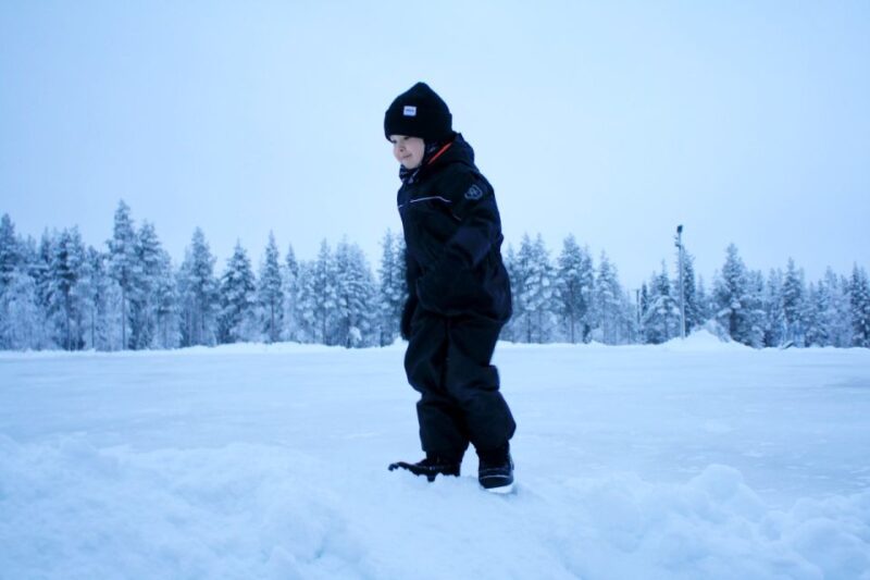 Levi: Winter Clothing Rental With Snow Boots and Gloves - Rental Pickup Locations