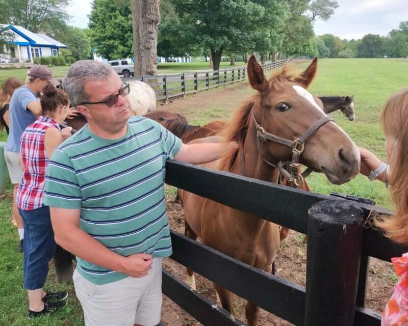Lexington: Thoroughbred Horse Farm Tour and Scenic Bluegrass - Key Points
