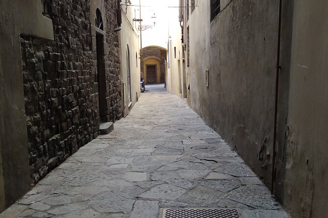 LGBTQ Friendly Renaissance Gay Life in Florence Tour - Tour Guides and Inclusions