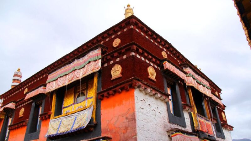Lhasa: Private Full-Day Tour W/ Lunch - Jokhang Temple Significance