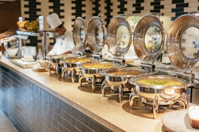 LHR London Heathrow Airport: Plaza Premium Lounge - Booking and Reservation