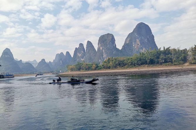 Li River Bamboo Boat Cruise & Yangshuo Village Private Day Tour - Suitability and Recommendations